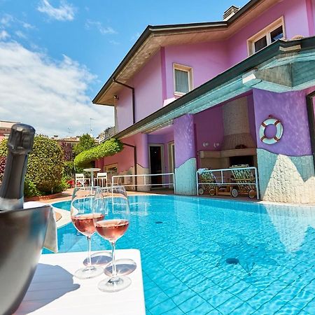 Hotel Villa Lilla Desenzano del Garda Dış mekan fotoğraf