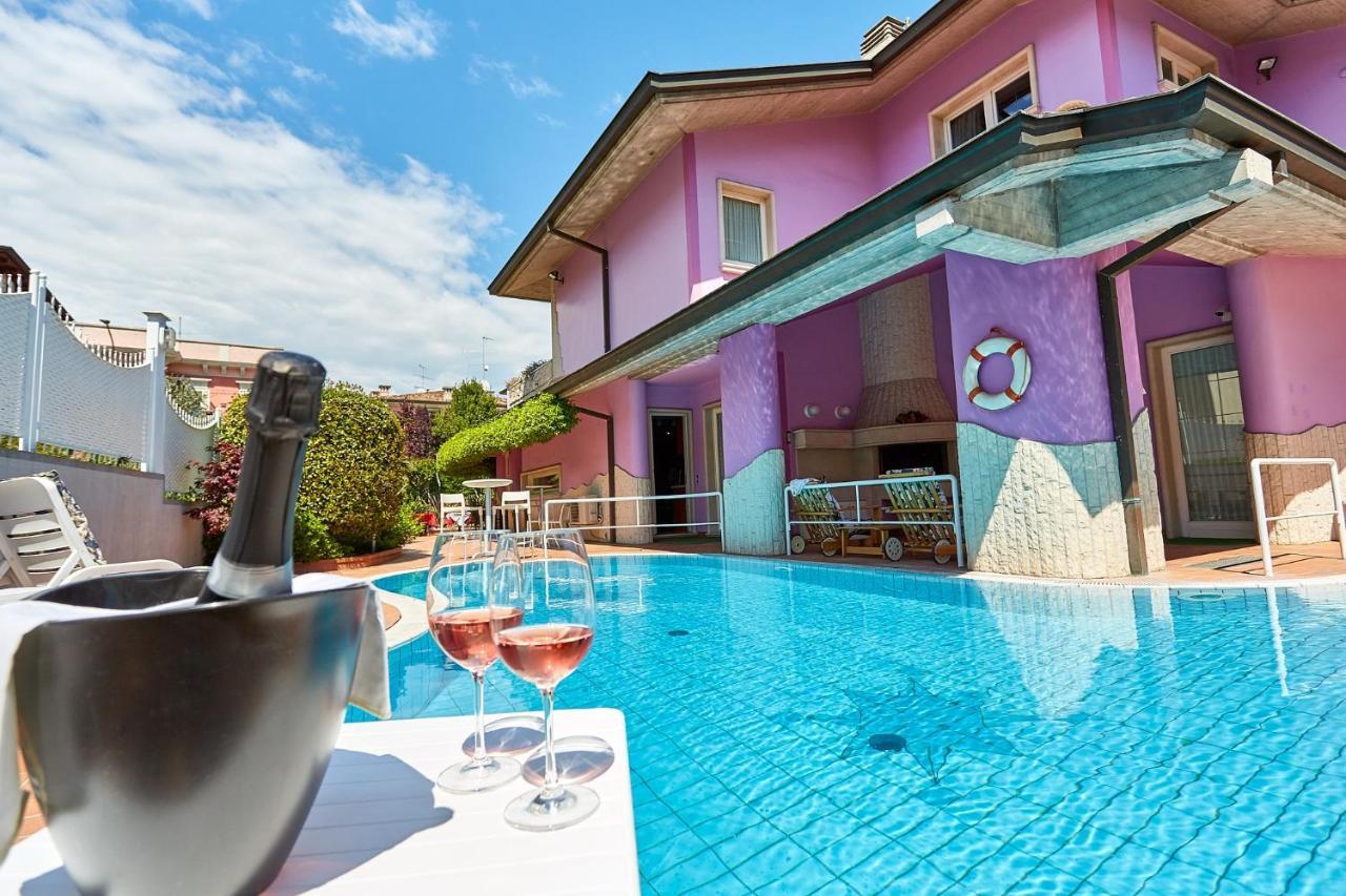 Hotel Villa Lilla Desenzano del Garda Dış mekan fotoğraf