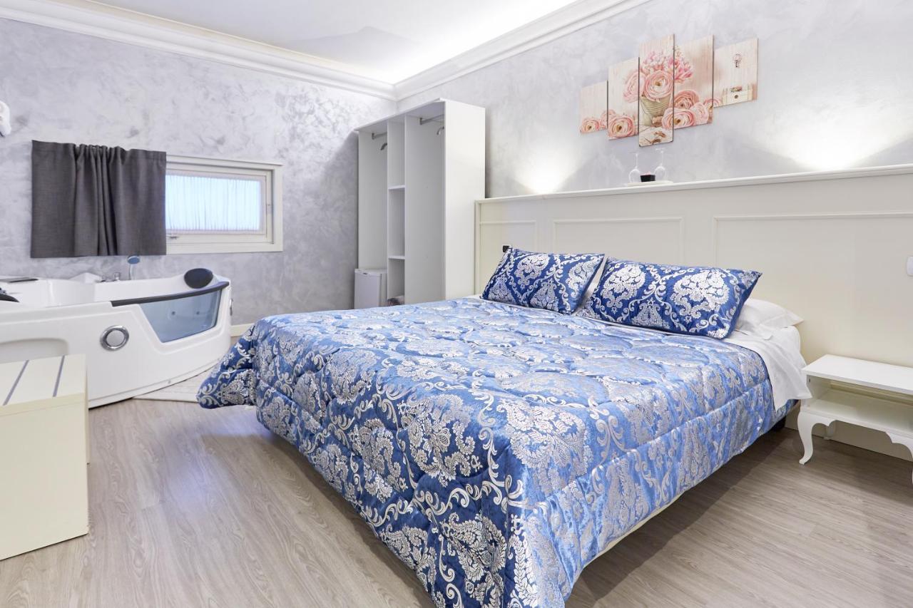 Hotel Villa Lilla Desenzano del Garda Dış mekan fotoğraf