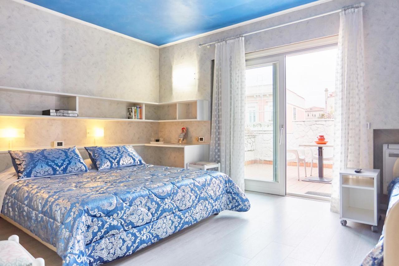 Hotel Villa Lilla Desenzano del Garda Dış mekan fotoğraf