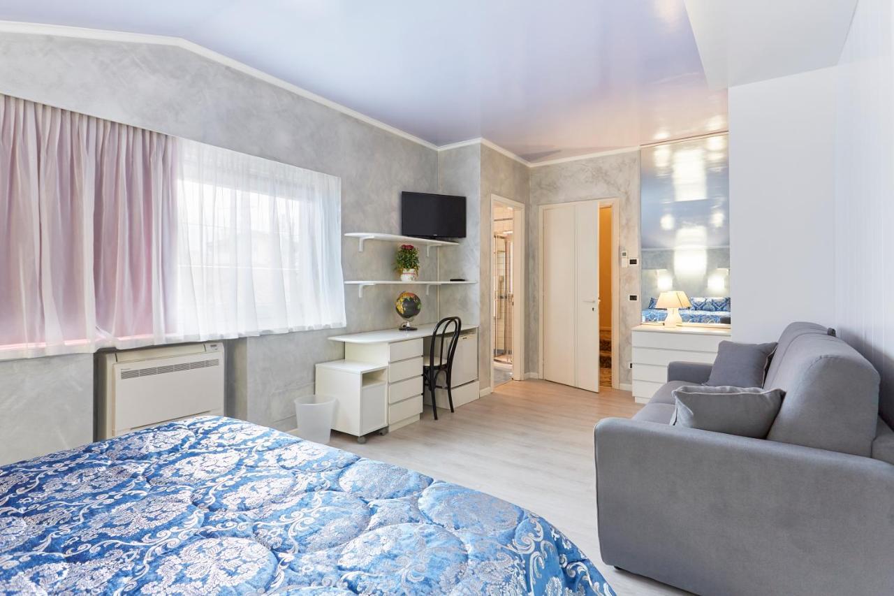 Hotel Villa Lilla Desenzano del Garda Dış mekan fotoğraf