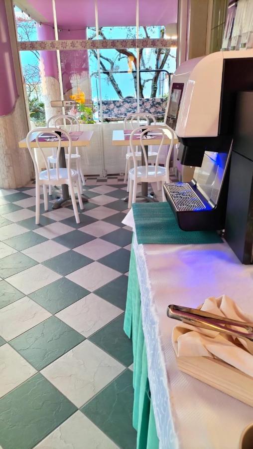 Hotel Villa Lilla Desenzano del Garda Dış mekan fotoğraf
